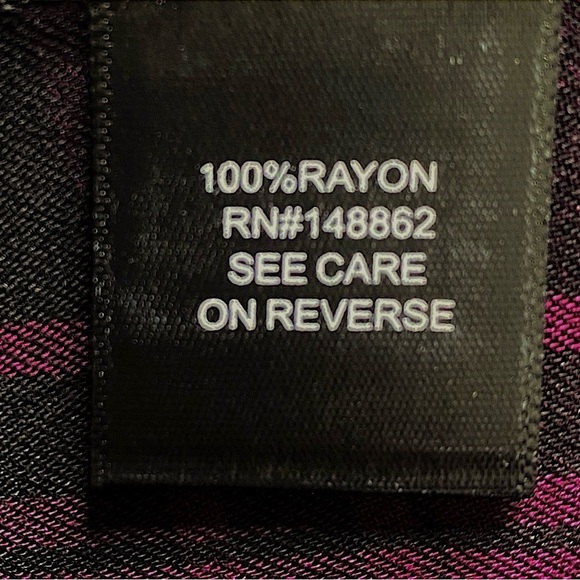 New Torrid rayon plum plaid tunic top Sz.00 - Picture 5 of 9